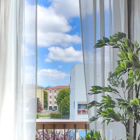 Apartment Airport-train Station Ac Free Parking